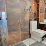 100 M Od Morza Guest house