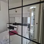 100 M Od Morza Guest house