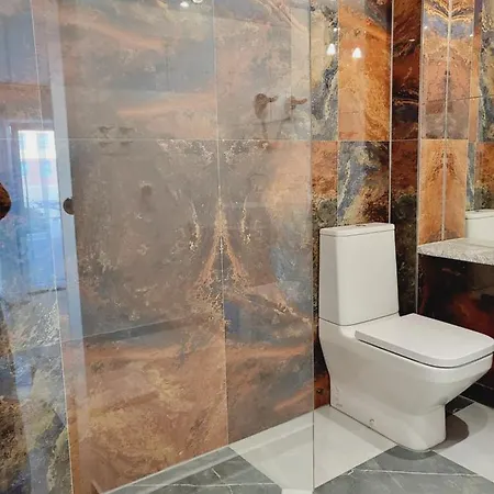 100 M Od Morza بيت ضيافة