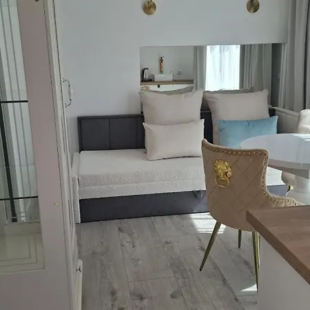 100 M Od Morza Guest house